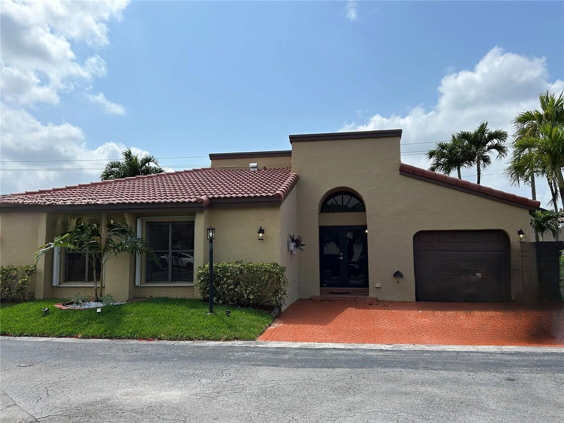Photo - 8910 Southwest 4th Lane, Miami, FL 33174 - 3 BR 2 BA single-family home