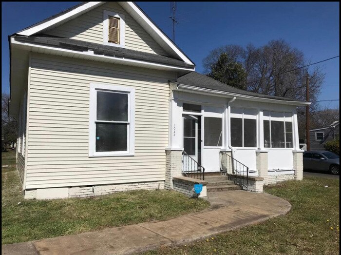 2042 48th Place Ensley, Birmingham, AL 35208 House Rental in