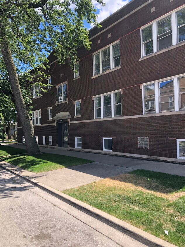Primary Photo - 1300 S 59th Ave
