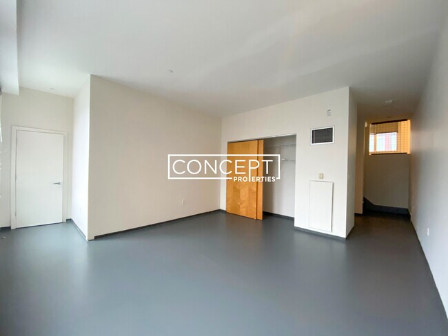 Foto del edificio - 160 E Berkeley St