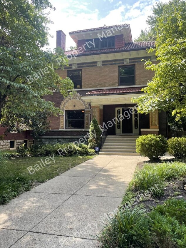 Photo - 1458 Cherokee Rd