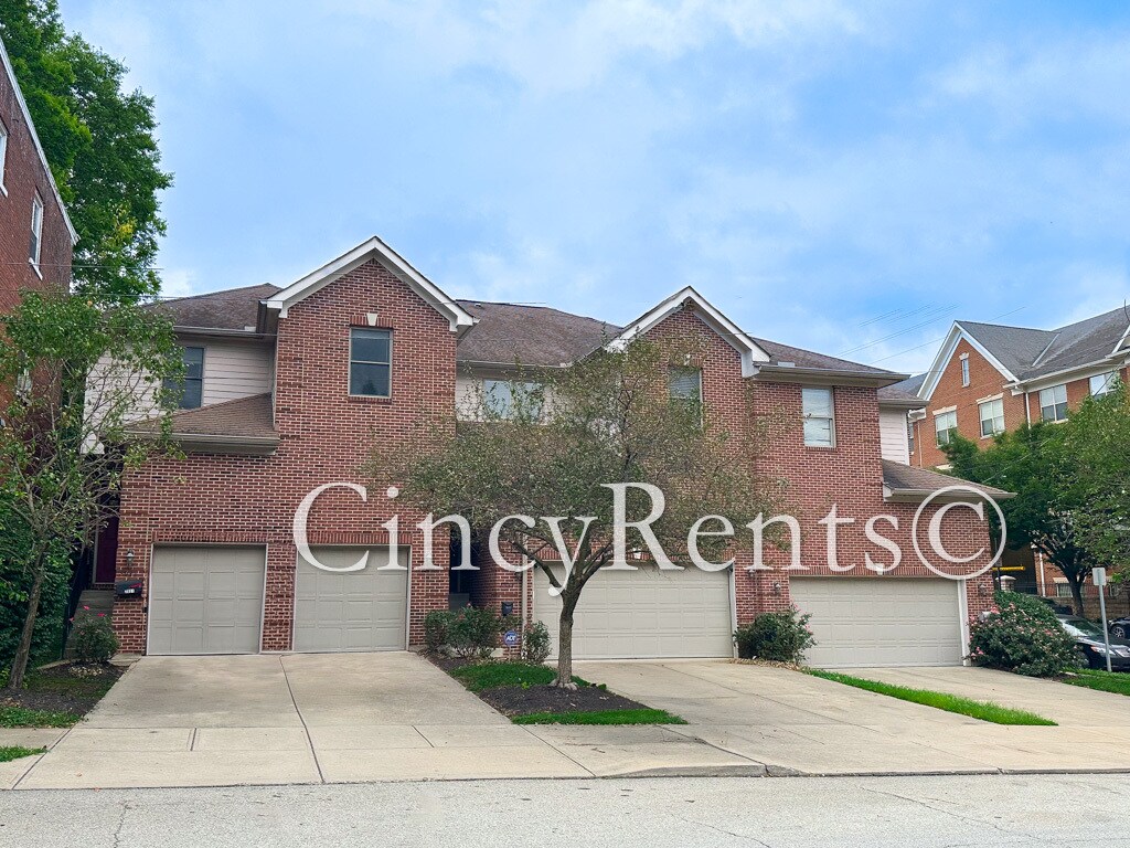 Foto principal - 2933 Eden Ave