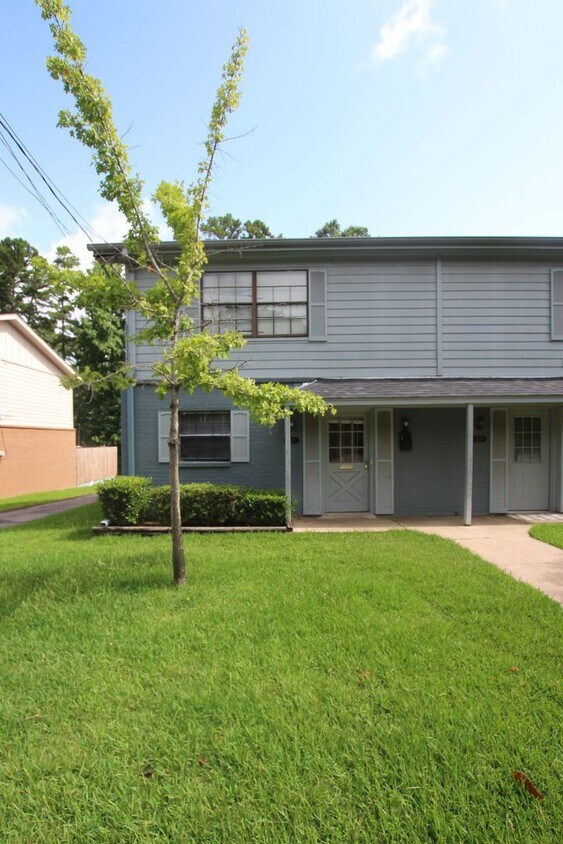 Primary Photo - Delmar Dr. 2522/2524