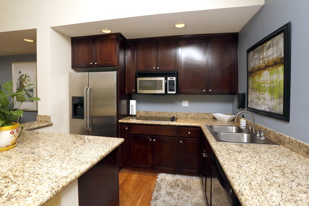 Siena Apartment Homes