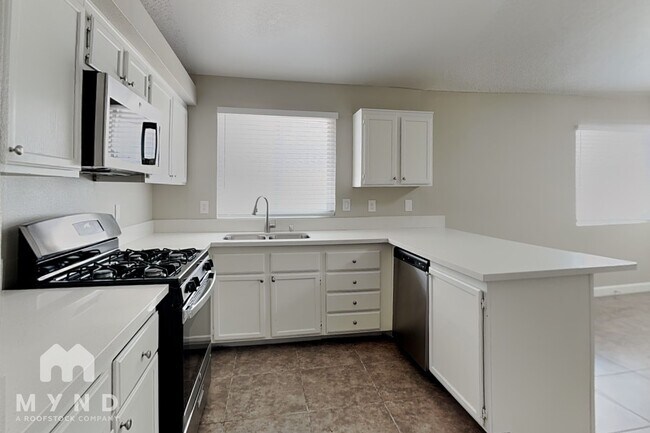 Foto del edificio - 2241 Goldhill Way