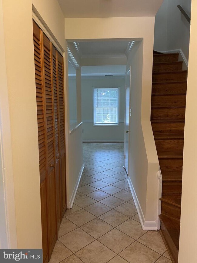 Foto del edificio - 420 Greenbrier Ct.