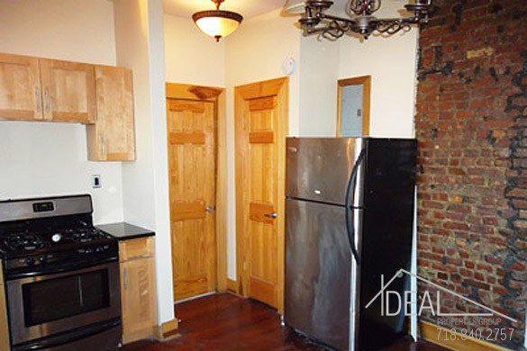 Building Photo - 138 Lexington Ave
