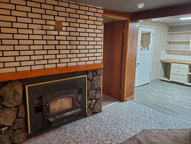 Foto del edificio - Spacious 2 BR/ 1BA Spokane Valley Home