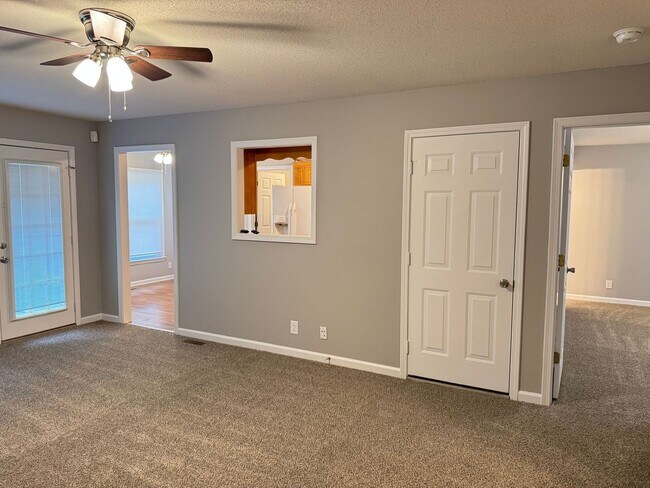 Foto del edificio - Sango! 3 Bed/2.5 Bath with unfinished base...