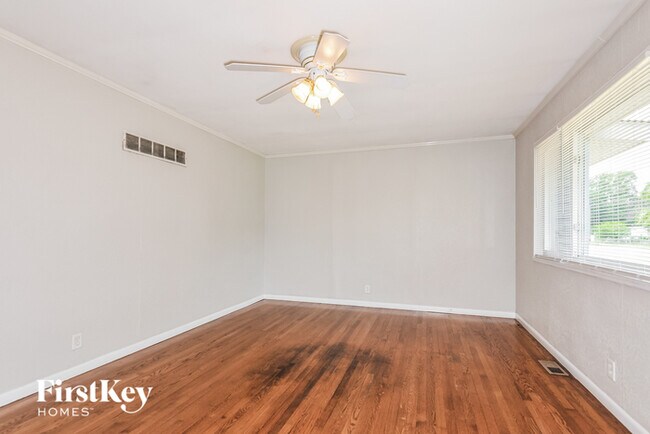 Foto del edificio - 2190 Patterson Rd