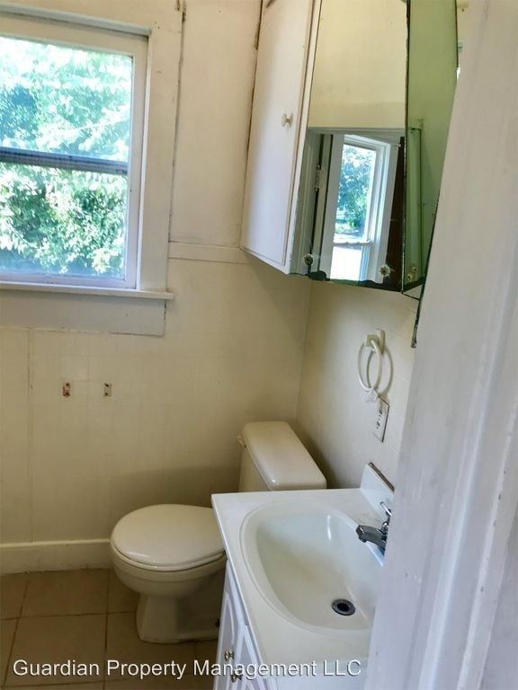 Building Photo - 1 br, 1 bath House - 414 E Monroe Avenue