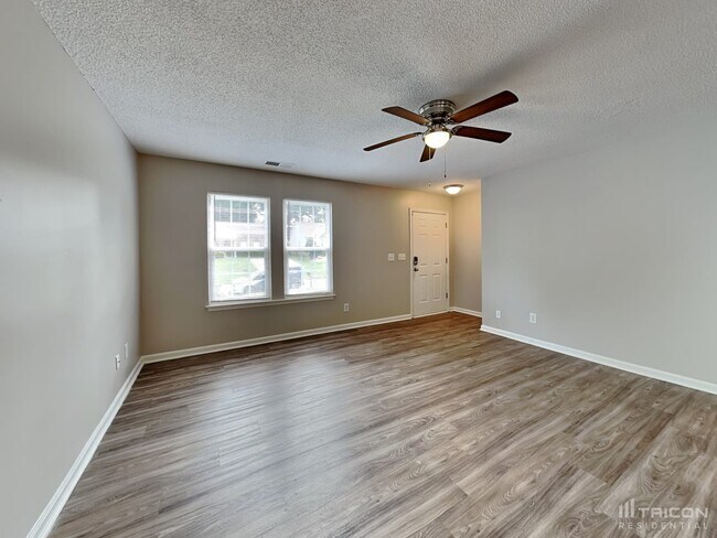 Building Photo - 3215 Periwinkle Court Charlotte NC