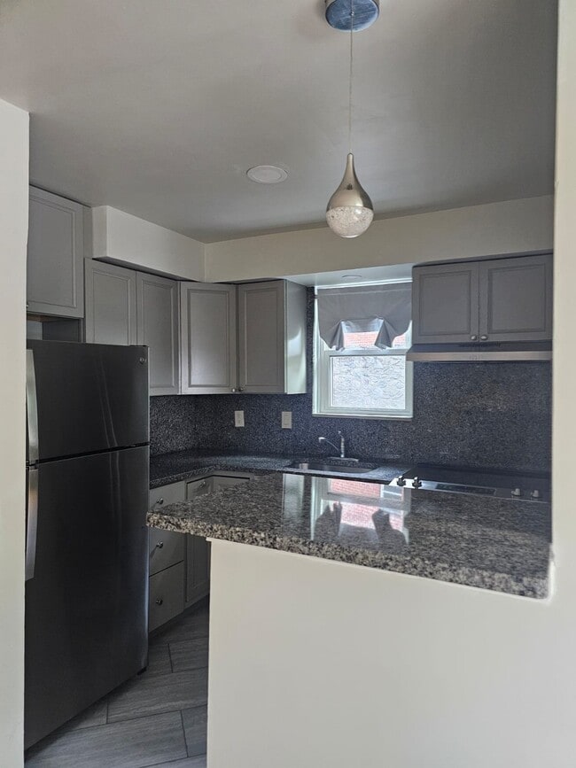 Photo - 31 St Albans Ave (Newtown Square, PA) Apartment
