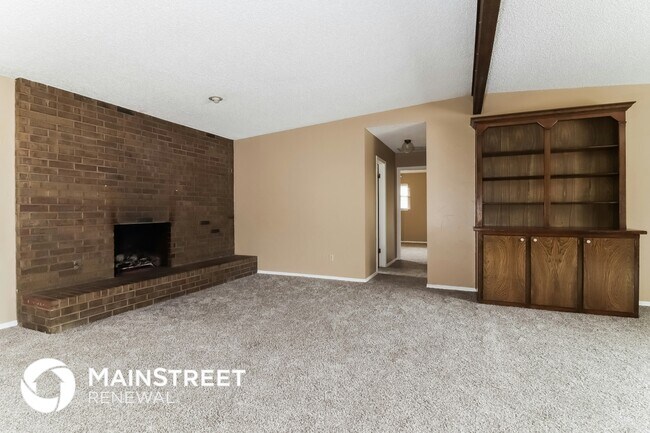 Building Photo - 2013 Bonnycastle Ln