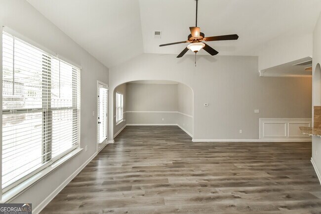 Building Photo - 1126 Joslin Path