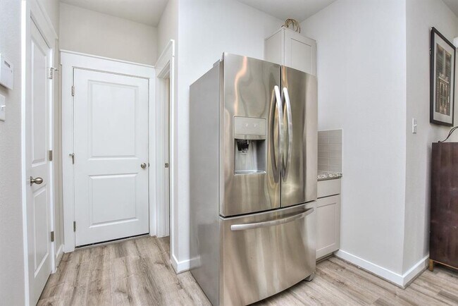 Foto del edificio - 603 Dusky Sap Ln