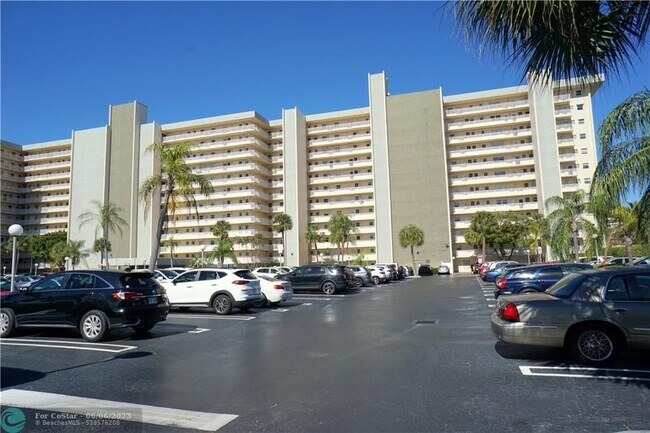 Building Photo - 801 S Federal Hwy