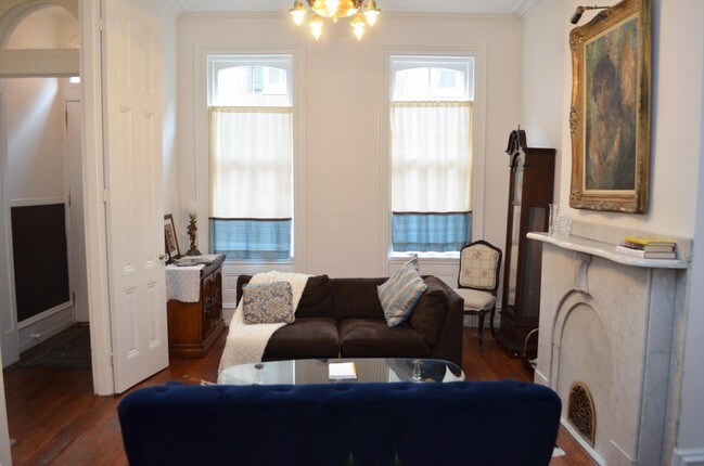 Foto del edificio - 120 N Lambert St