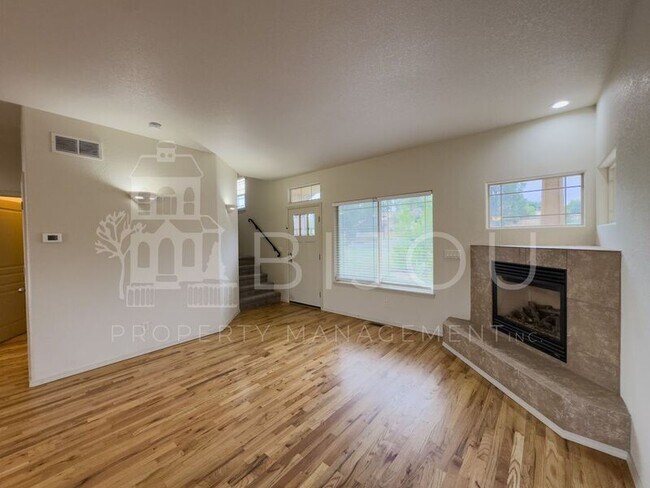 Building Photo - 1234 Chelsea Village Heights