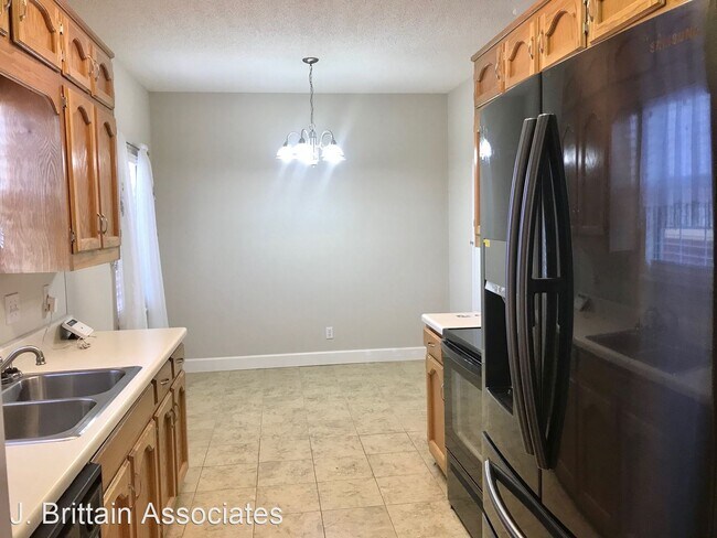 Foto del edificio - 2 br, 2 bath House - 1512 Holly Berry Way
