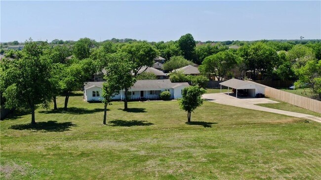 Foto del edificio - 211 Tate Ln