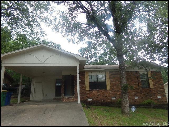 Building Photo - 5704 Green Valley Ave