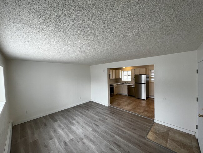 Building Photo - 2211 S Barnette St