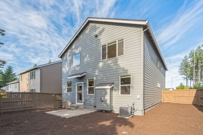Building Photo - 9670 SW 171st Ave