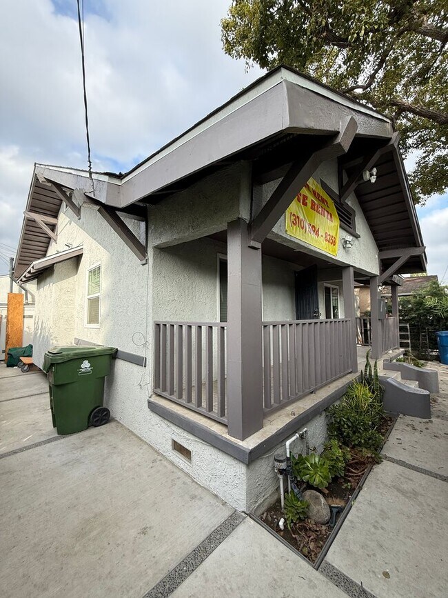 Building Photo - 142