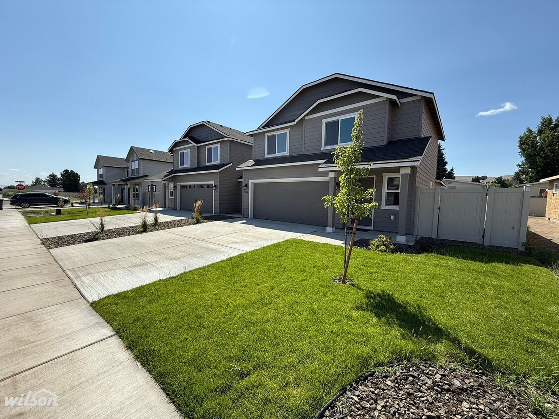 Primary Photo - New Construction! 3 Bed, 2.5 Bath with 2 C...