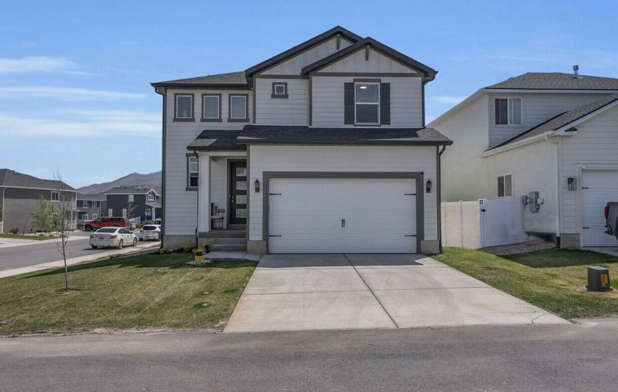 7217 N Hidden Steppe Bnd, Eagle Mountain, UT 84005 House Rental in