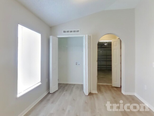 Foto del edificio - 5443 Westland Station Rd