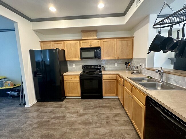 Building Photo - 20680 NW Sedona Ln