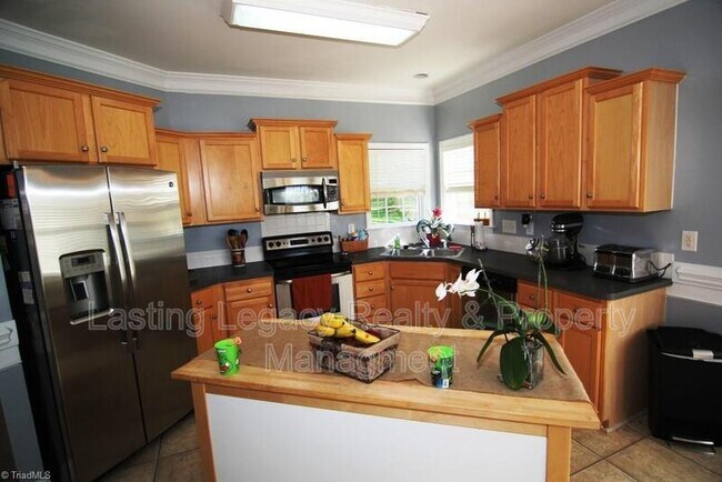 Foto del edificio - 950 Wellesley Pl Dr