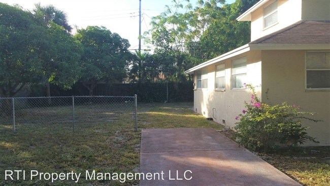 Building Photo - 3 br, 1 bath House - 628 47th Street