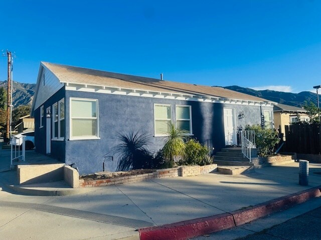 Primary Photo - 2267 E Washington Blvd