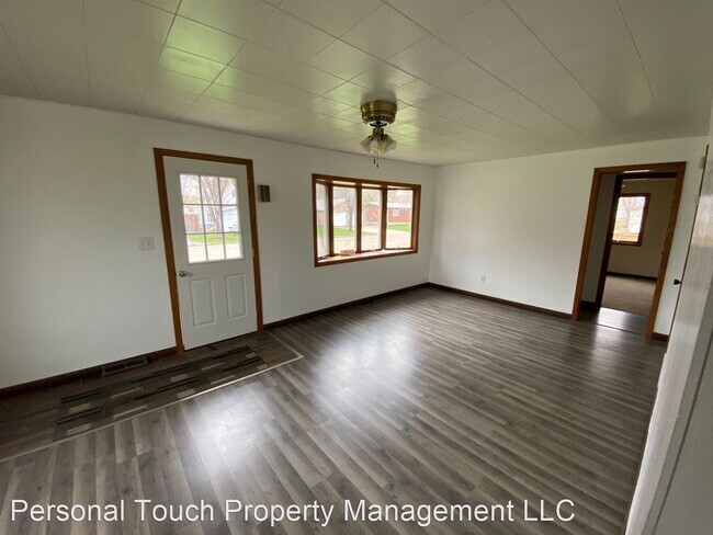Building Photo - 2 br, 1 bath House - 307 2nd Ave SE