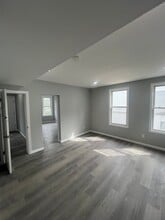 Building Photo - 50 9th Ave