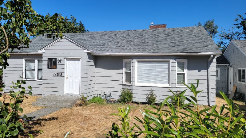 Foto principal - 12105 12th Ave S
