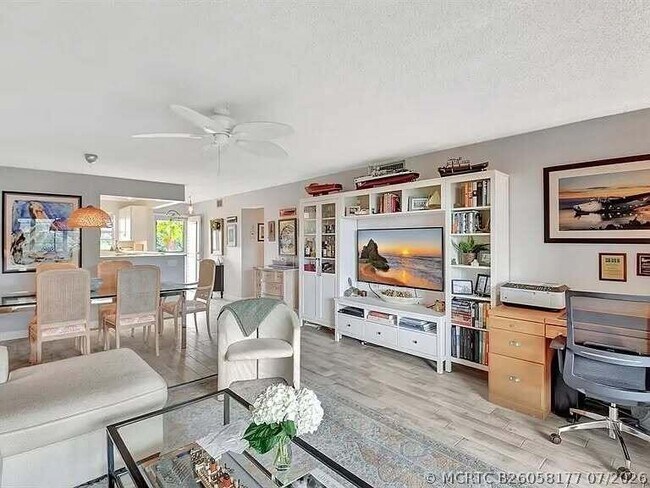 Foto del edificio - 2615 NE 3rd Ct