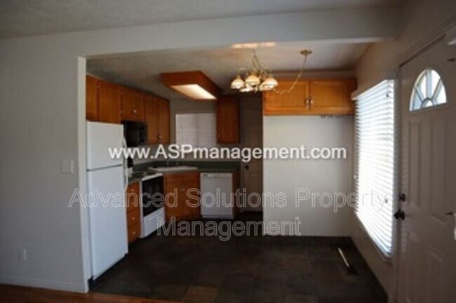Building Photo - 3128 S 700 E