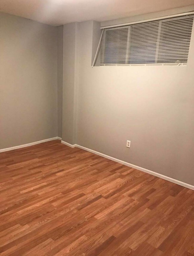 Foto del edificio - 20 Pheasant Ln