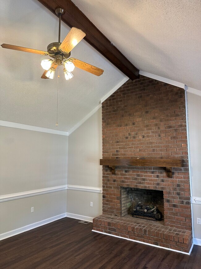 Foto del edificio - 1409 Bridgeton Rd