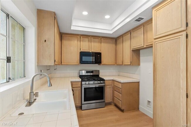 Building Photo - 4 br, 3 bath House - 26371 Eva St