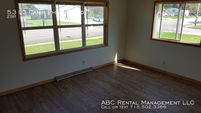 Building Photo - Side by Side Duplex with Central Air