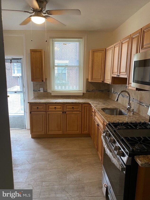Primary Photo - 6431 Limekiln Pike