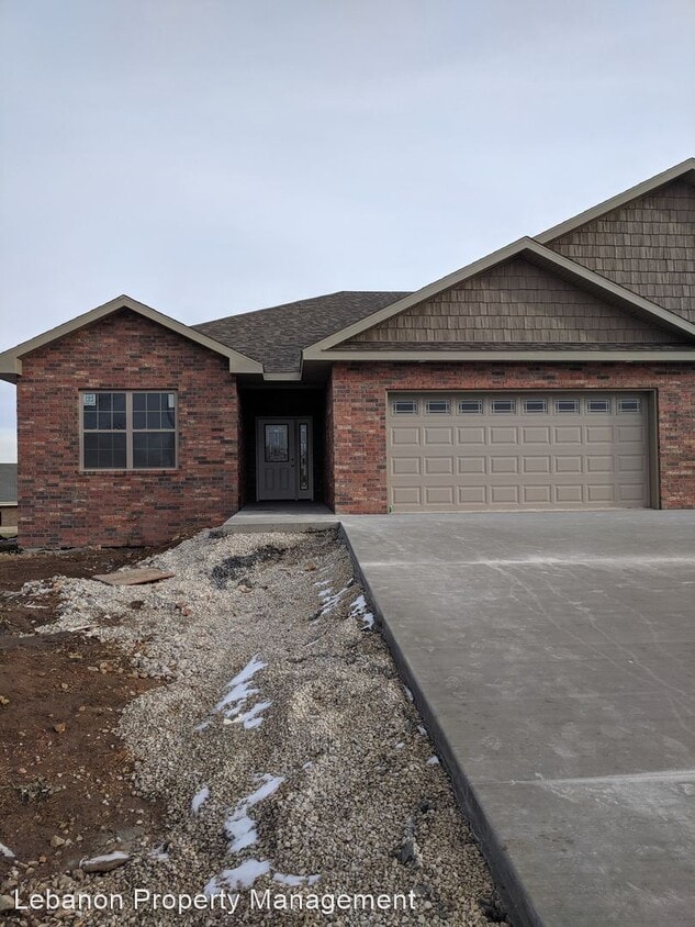 2 br, 2 bath House 1234 Dara Drive House Rental in Lebanon, MO