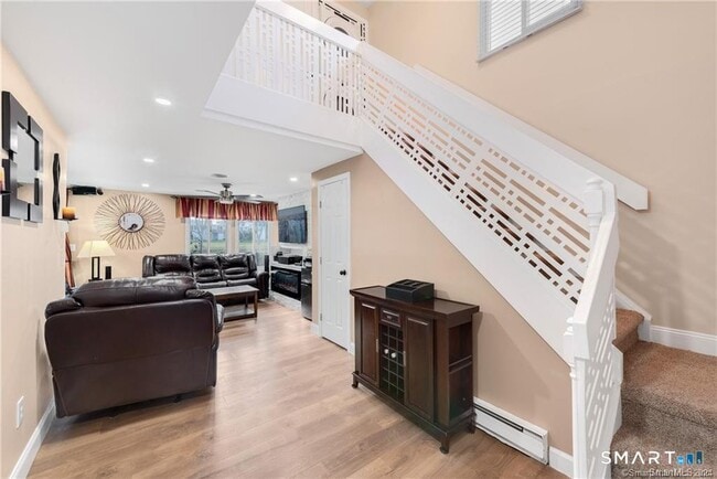 Foto del edificio - 34 Cinnamon Spring