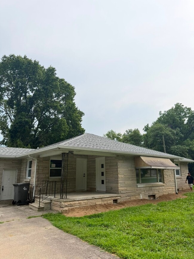 Building Photo - 5219 Mooresville Rd
