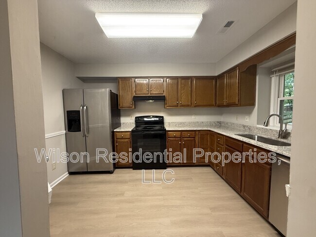 Foto del edificio - 3003 Amidon Dr